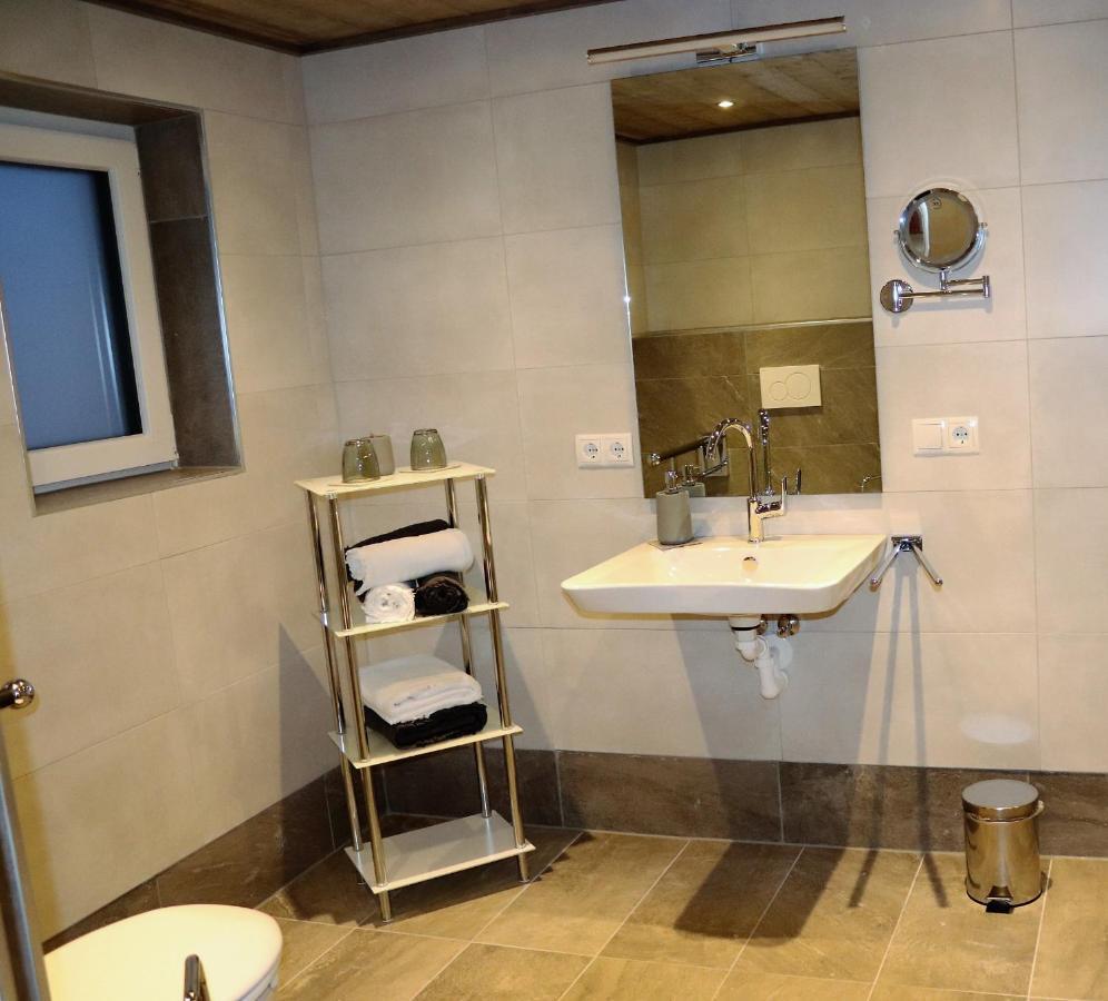 Haus Neuwirt Apartment Sautens Ngoại thất bức ảnh